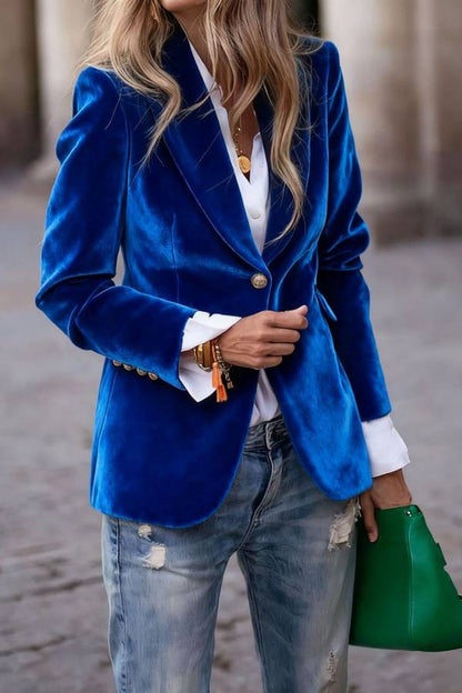 Vera Velvet Blazer | Slim-Fit, Luxurious Texture 3