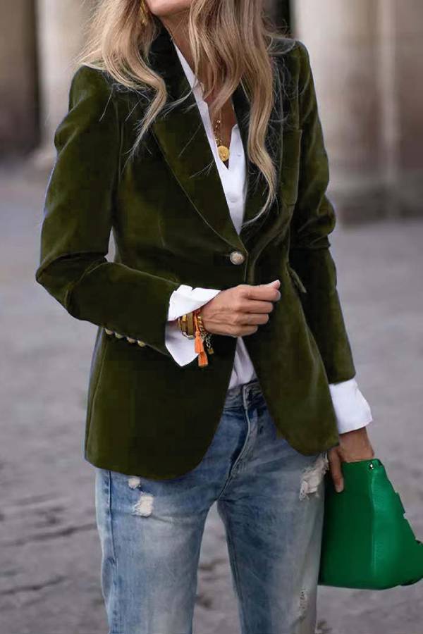 Vera Velvet Blazer | Slim-Fit, Luxurious Texture 6