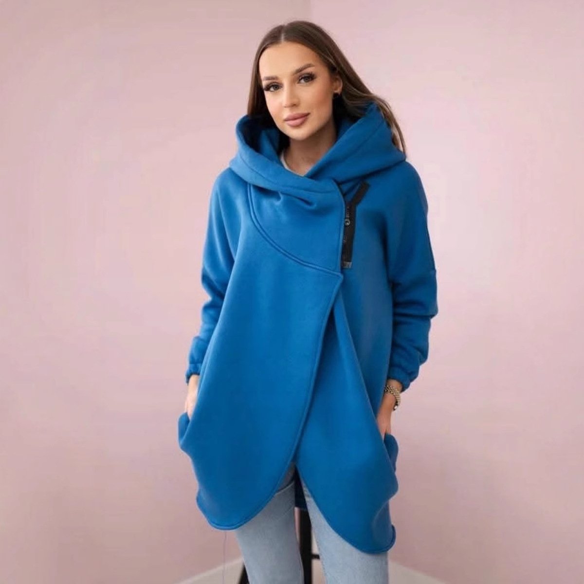 Wanda Plus Size Hoodie | Half-Zip, Asymmetrical Hem, Loose Fit 1