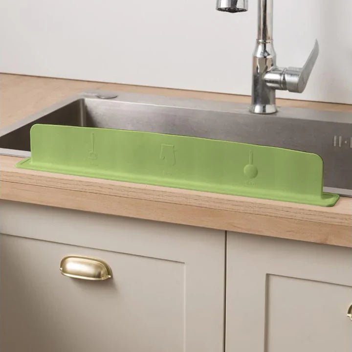 AquaGuard Splash Barrier | Premium Silicone, 49cm Coverage - Hartwella