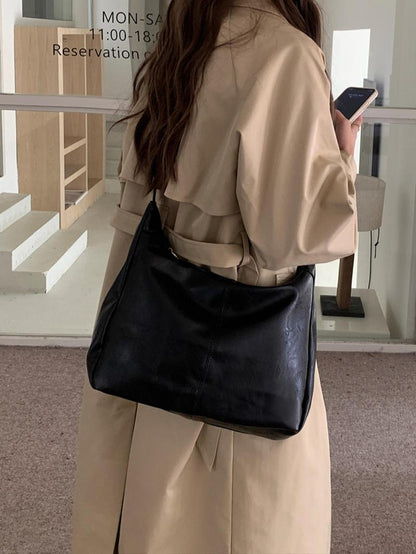 Auréa Shoulder Bag | Full - Grain Leather, Spacious Design - Hartwella