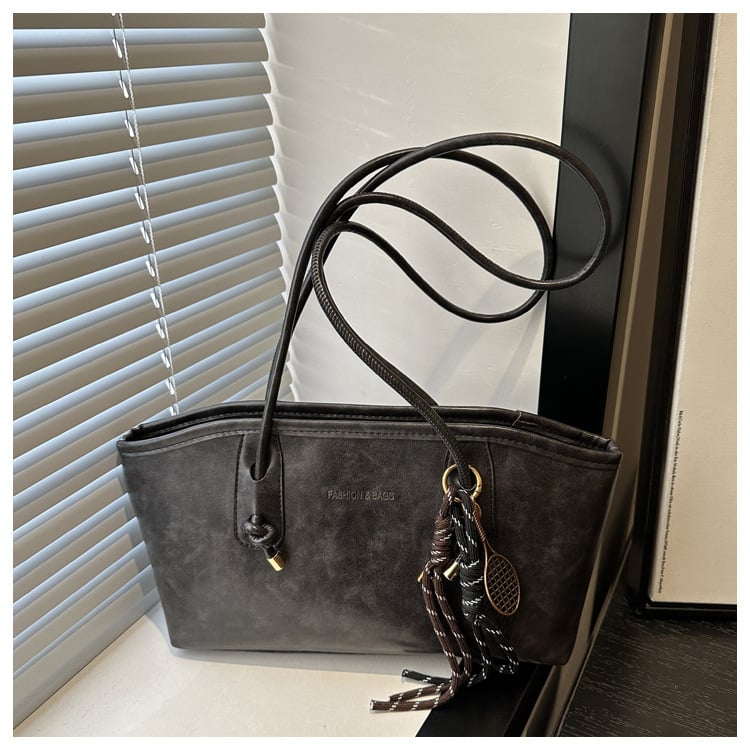 Bella Black Shoulder Bag | Large Capacity, Scratch - Resistant for Women - Hartwella