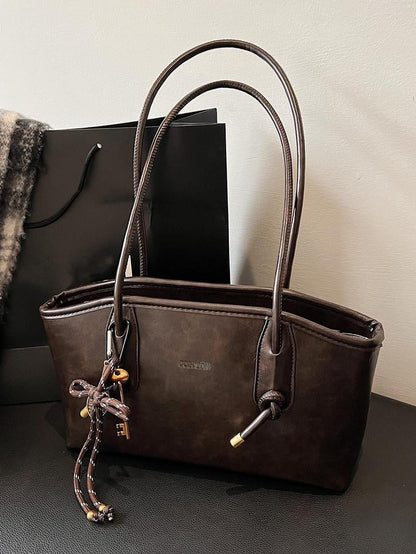 Bella Black Shoulder Bag | Large Capacity, Scratch - Resistant for Women - Hartwella