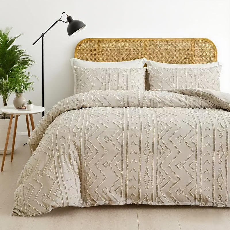 Celestial Bedding Set | Elegant Cutwork Design - Hartwella