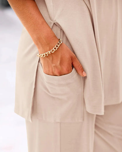 Cleo Casual Set | Loose - Fit Top & Wide - Leg Pants with Pockets - Hartwella