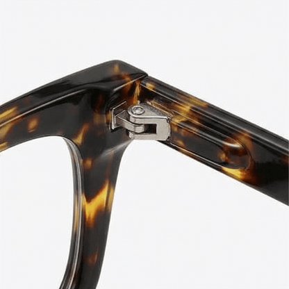 Cleo Reading Glasses for Women | Oversized Tortoiseshell, Blue Light Blocking - Hartwella