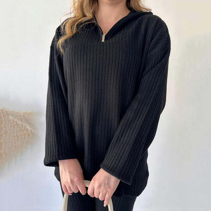 Cora Women's Knit Set | Cozy Ribbed Two-Piece Lounge Set with Slit-Leg Pants - Hartwella
