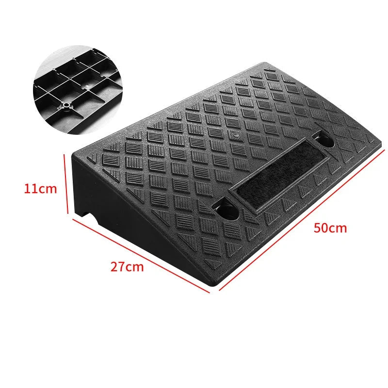 Cura Driveway Curb Ramp | Lightweight PVC, Anti-Slip Surface for Cars and Wheelchairs - Hartwella