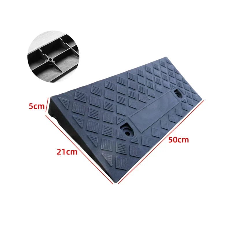 Cura Driveway Curb Ramp | Lightweight PVC, Anti-Slip Surface for Cars and Wheelchairs - Hartwella