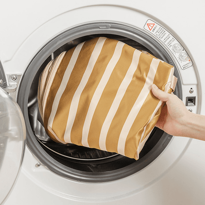 Cylindra Quilt Storage Bag | Zipper Compression System - Hartwella