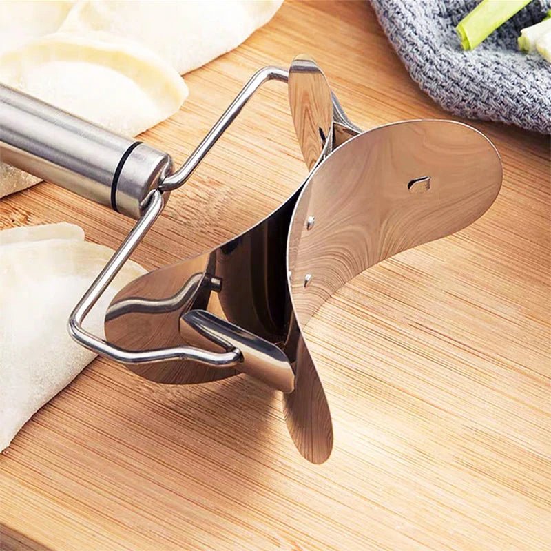 Duro Dumpling Cutter | Stainless Steel, 19.1 cm - Hartwella