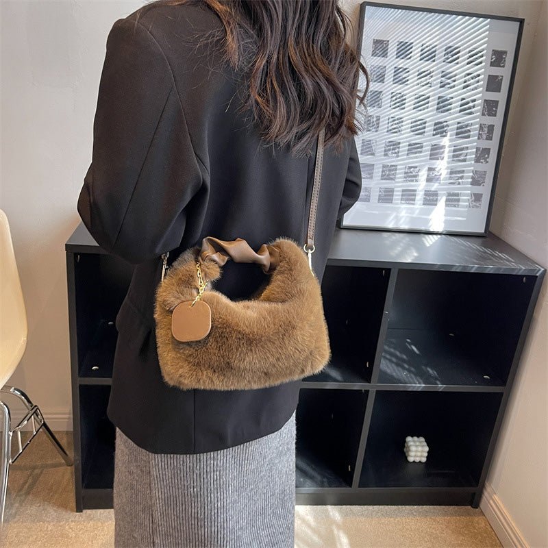 Faux Fur Chic Bag | Multifunctional, Skin - Friendly - Hartwella