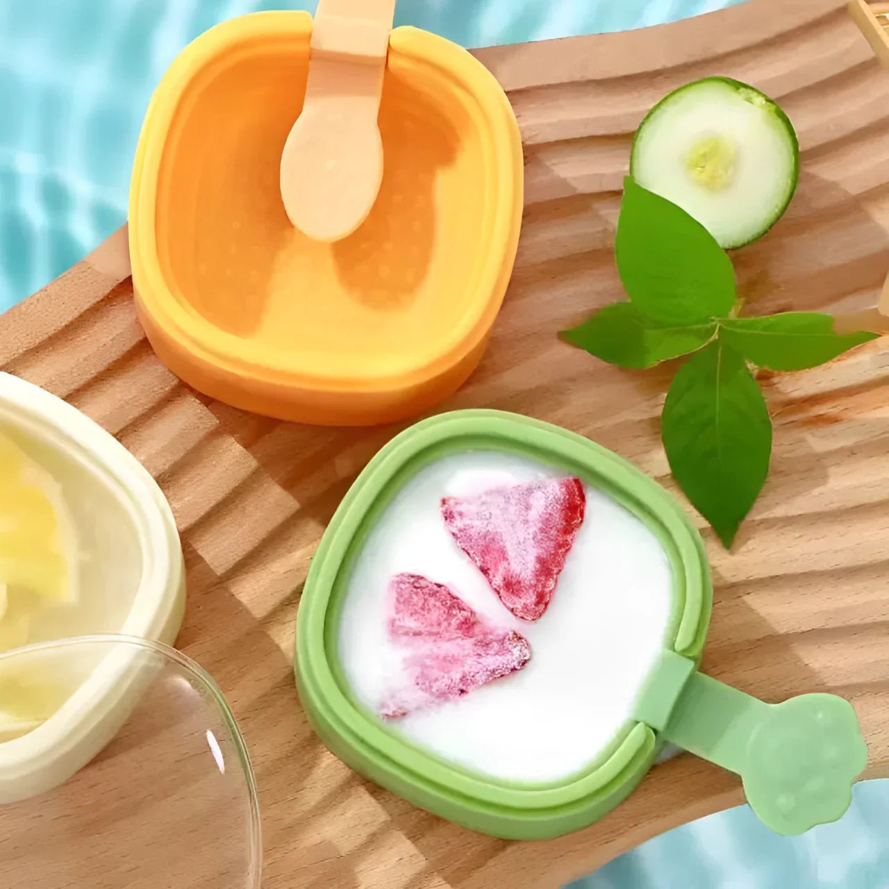 Frosty Popsicle Maker | BPA - Free Silicone Molds, Easy Release Ice Pop Maker - Hartwella