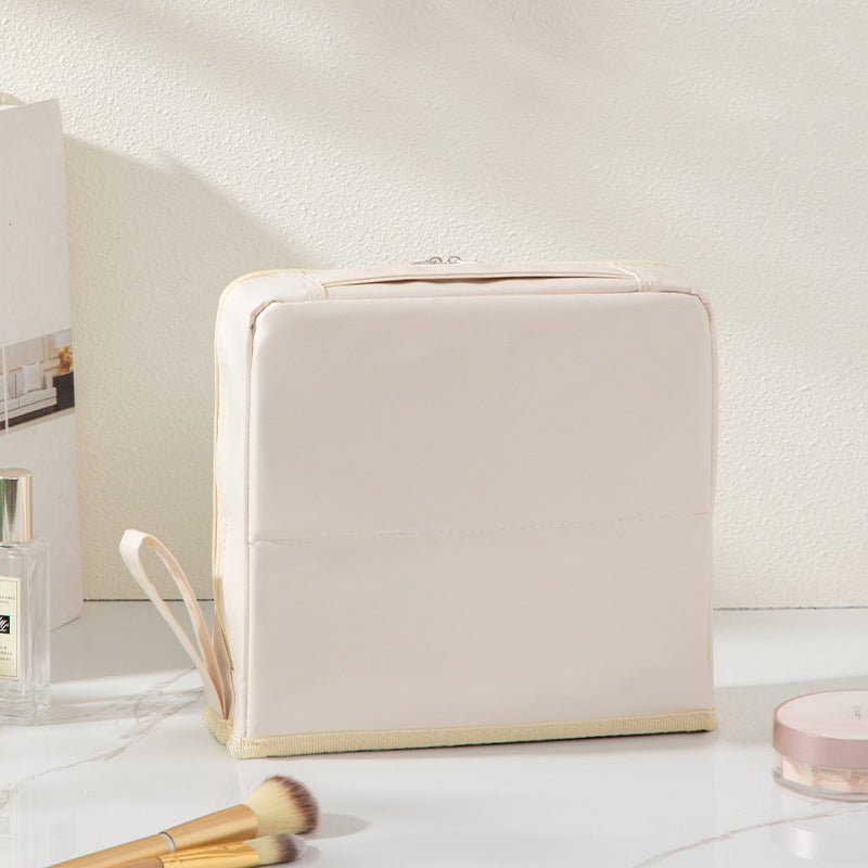 Haven Handheld Cosmetic Bag | Stylish, Partitioned Storage - Hartwella