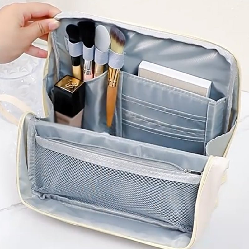 Haven Handheld Cosmetic Bag | Stylish, Partitioned Storage - Hartwella