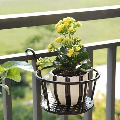 Haven Hanging Plant Stand | Durable Metal Design for Outdoor and Indoor Use - Hartwella