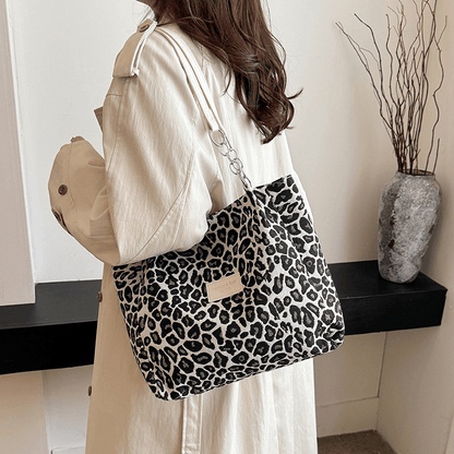 Luxe Leopard Tote | Spacious, Durable Design - Hartwella