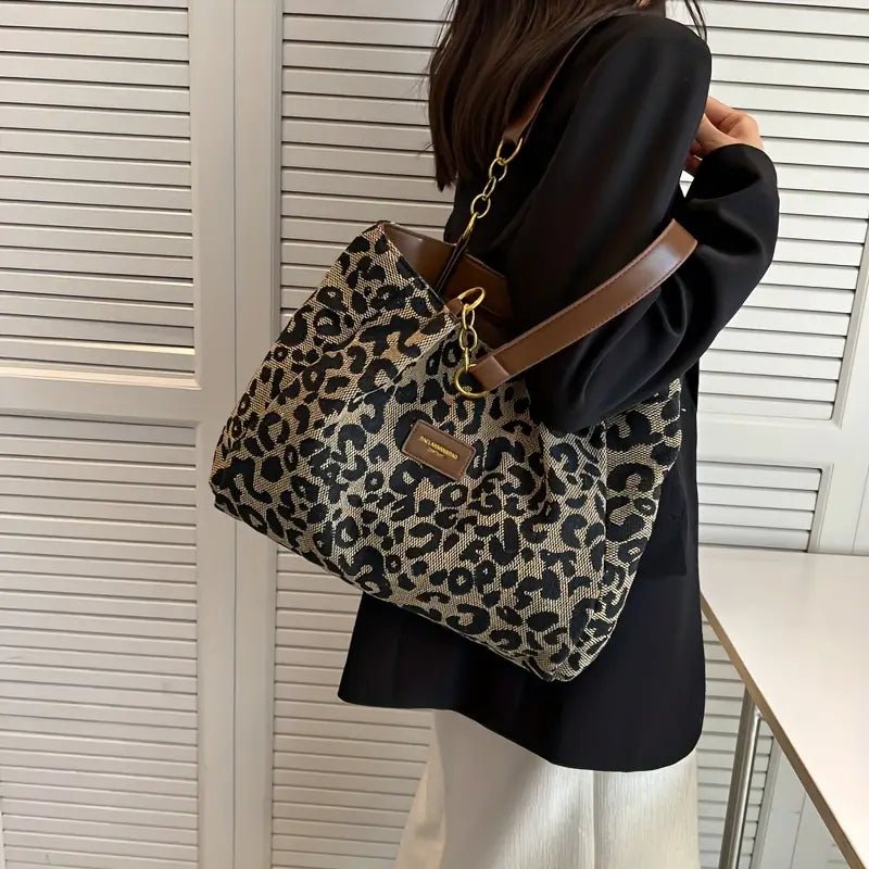Luxe Leopard Tote | Spacious, Durable Design - Hartwella