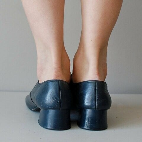 Maya Jane Shoes | Comfortable Low Heeled Cow Leather, Buckle Fastening - Hartwella