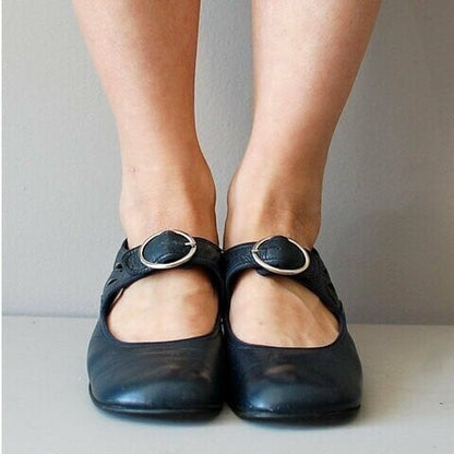 Maya Jane Shoes | Comfortable Low Heeled Cow Leather, Buckle Fastening - Hartwella