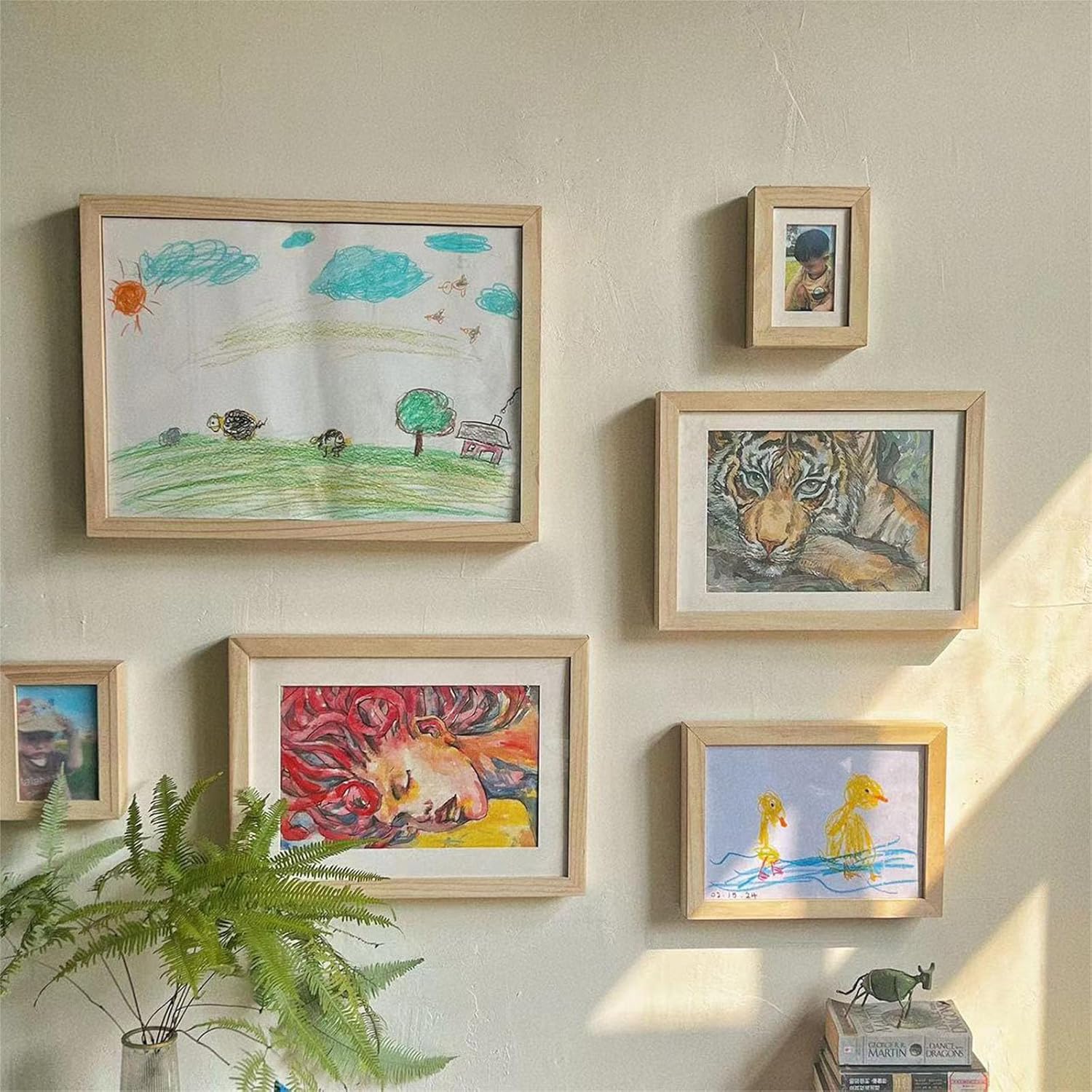 Mighty Masterpiece Frame | Magnetic Absorption, A4 Size - Hartwella