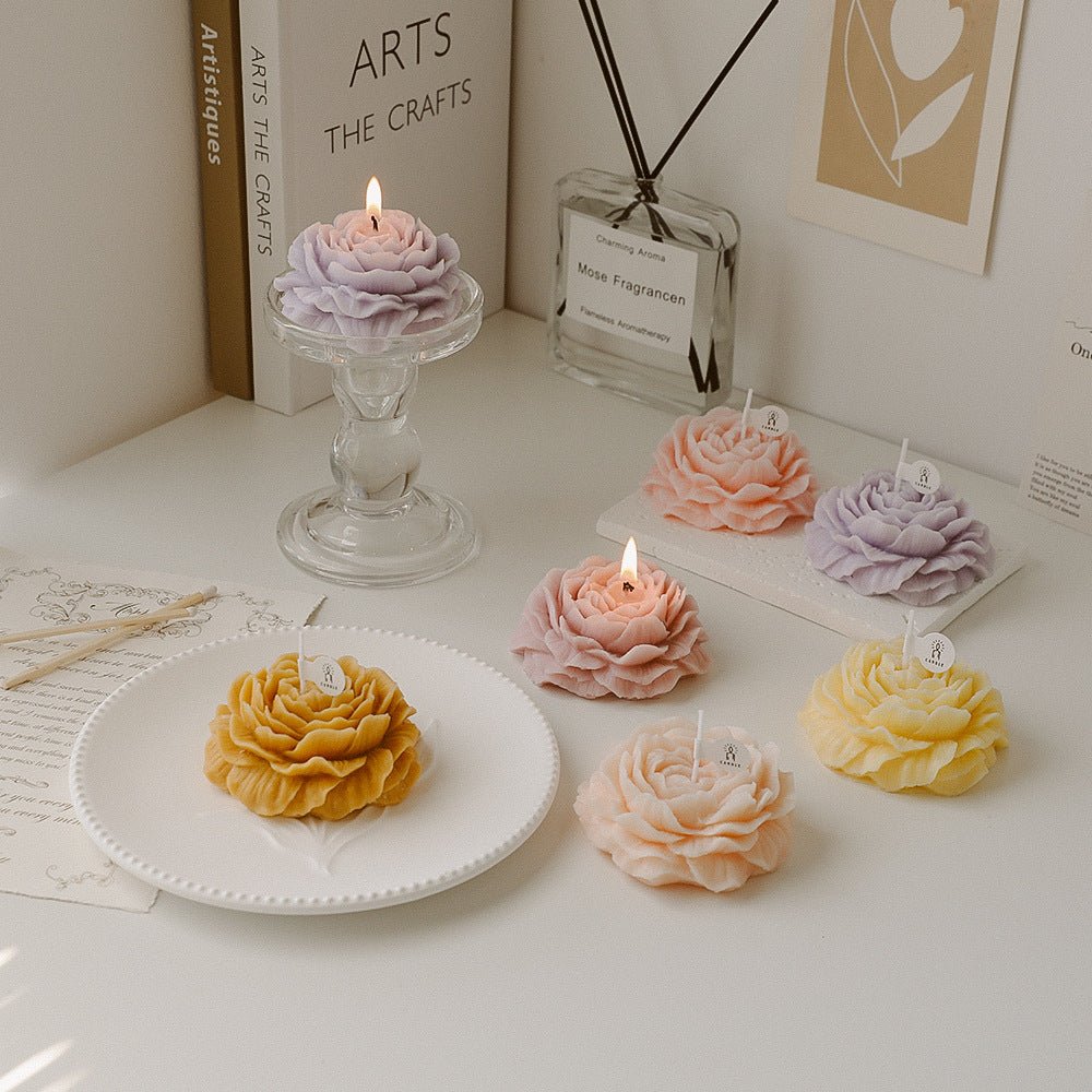 Pearly Peony Candle | Floral Scented Gift - Hartwella