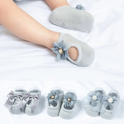 Pinky Baby Socks | Ultra - Soft Cotton Blend, Non - Slip - Hartwella