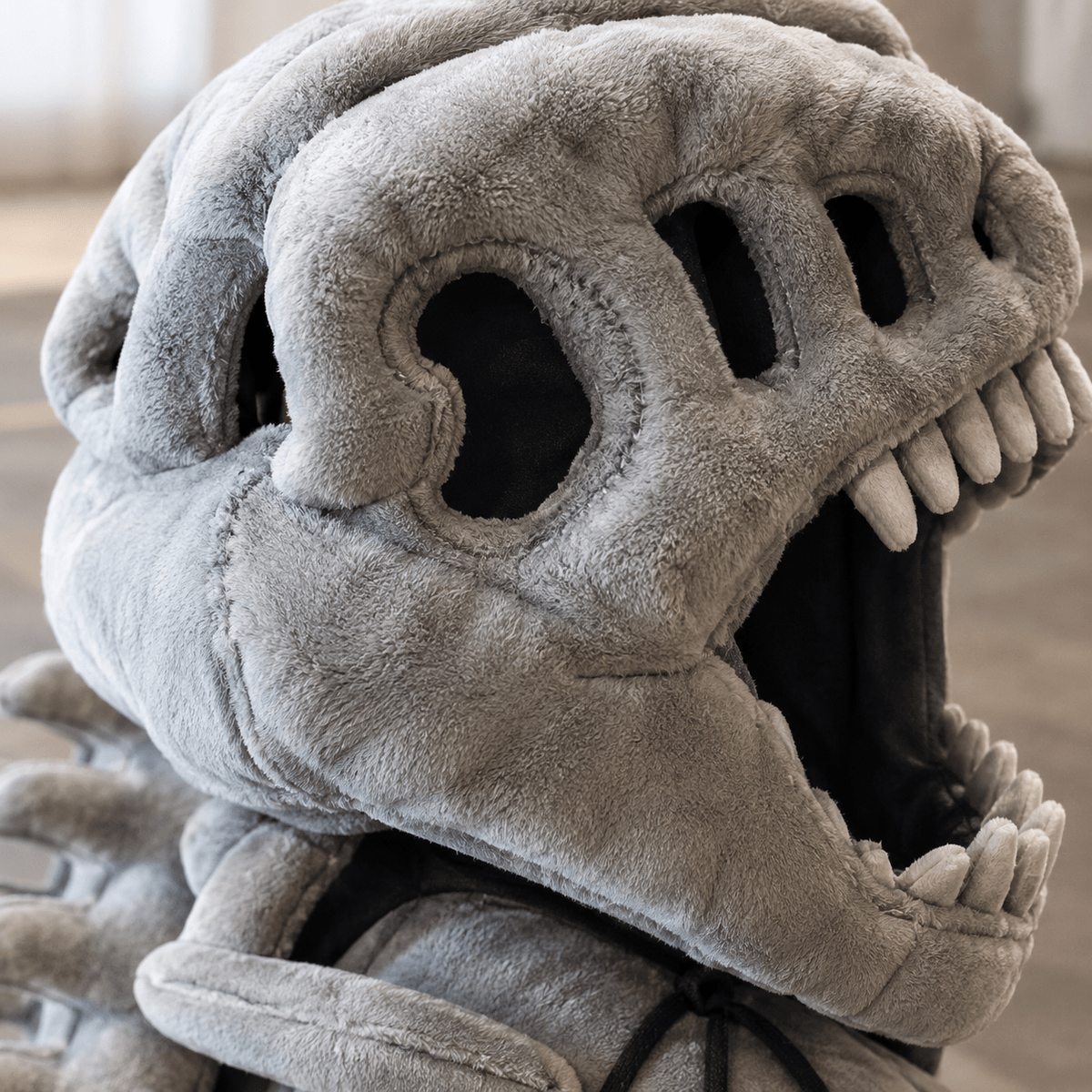 Rexolo™ Plush Dinosaur Skull Mask