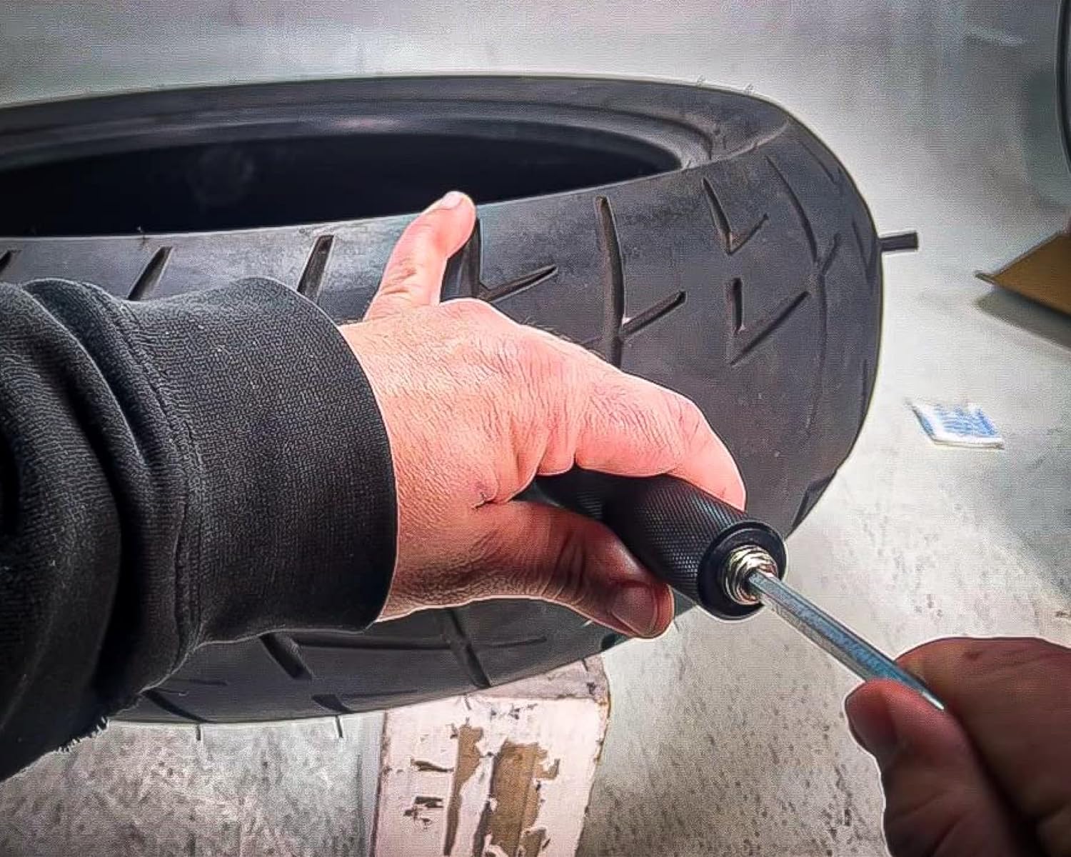 Rover Tire Plug Kit | Compact and Reliable - Hartwella