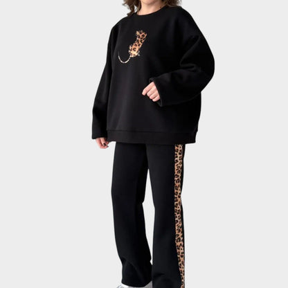 Sola Lounge Set | Oversized Comfort with Trendy Detail - Hartwella