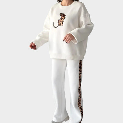 Sola Lounge Set | Oversized Comfort with Trendy Detail - Hartwella