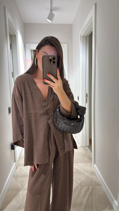 Sola Two - Piece Suit | Comfortable Linen, Versatile Style - Hartwella