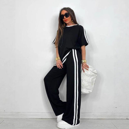 Sora Women's Set | Relaxed Wide-Leg Loungewear Two Piece Set - Hartwella