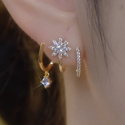 Sparklia Claw Earrings | Celestial Design, Comfortable Fit - Hartwella