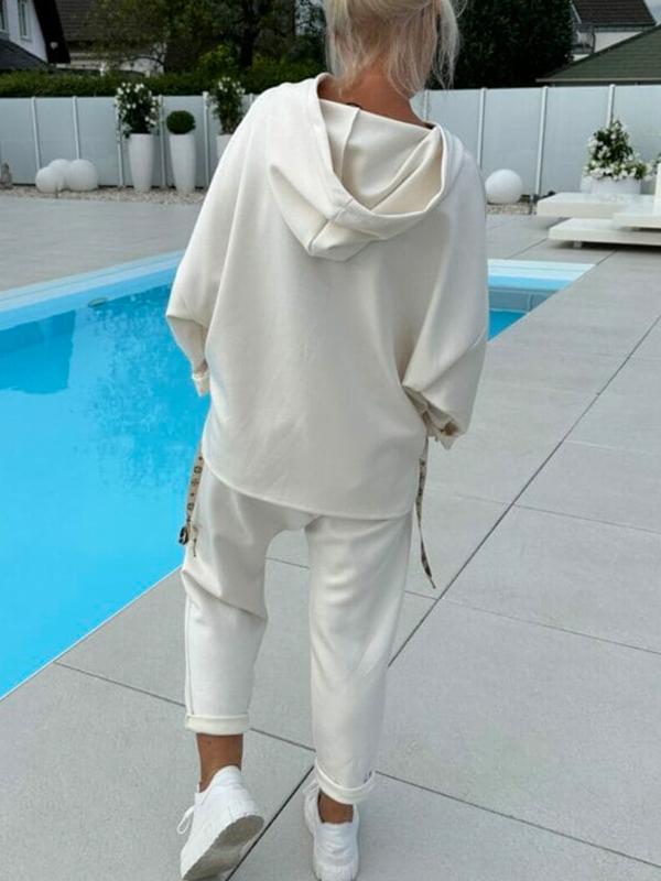 Tina Hoodie Set Women | Comfortable Sweatshirt and Sweatpants Ensemble - Hartwella