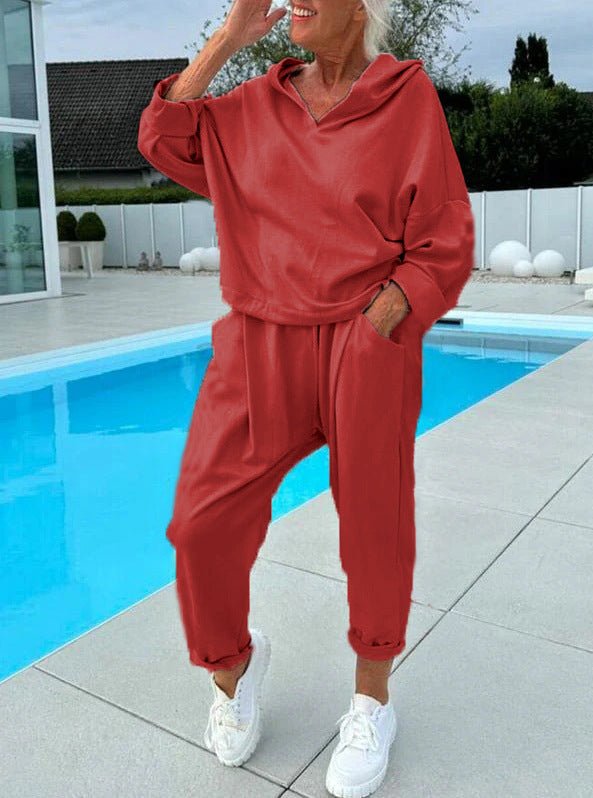 Tina Hoodie Set Women | Comfortable Sweatshirt and Sweatpants Ensemble - Hartwella