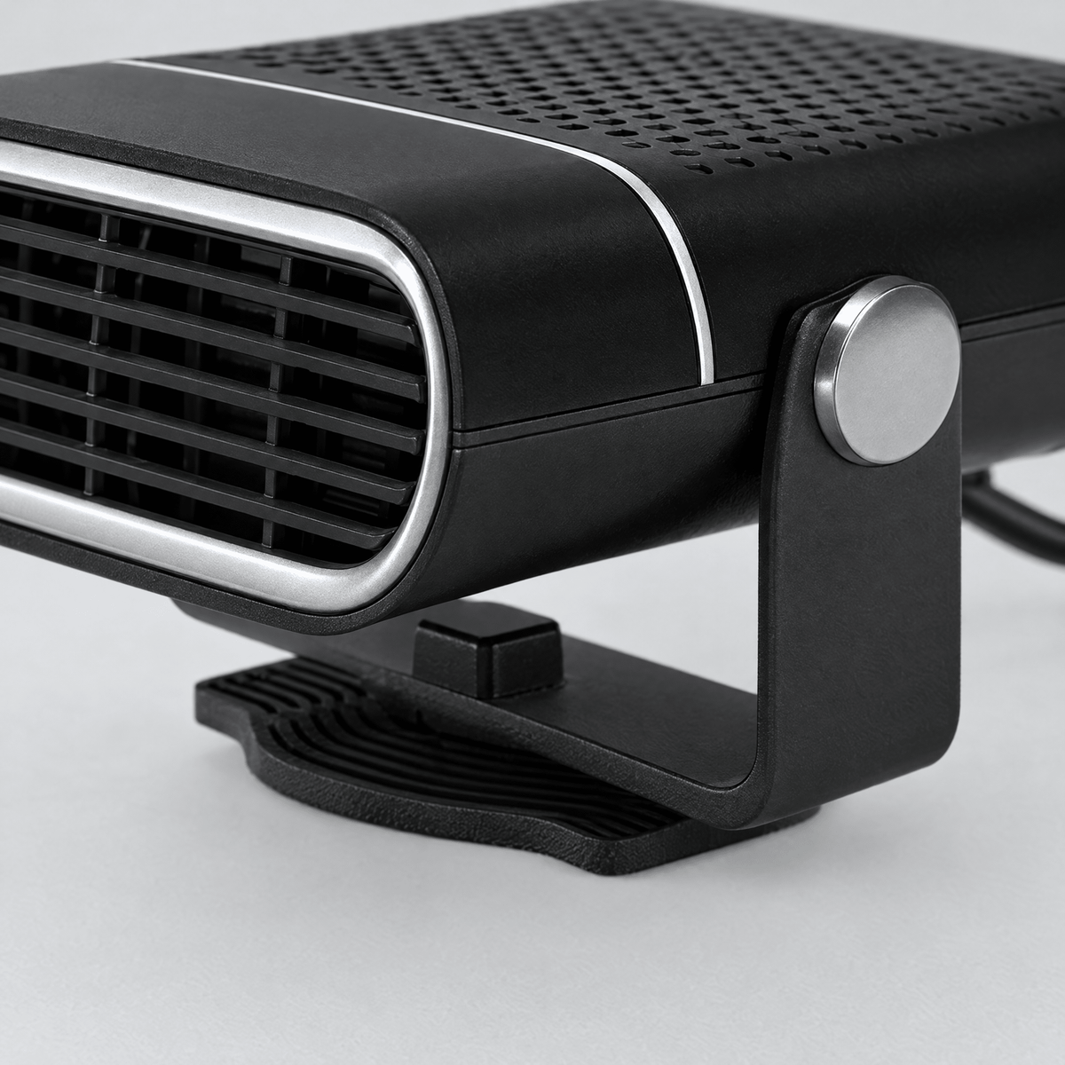 Ventra™ Portable 2-in-1 Car Heater and Fan