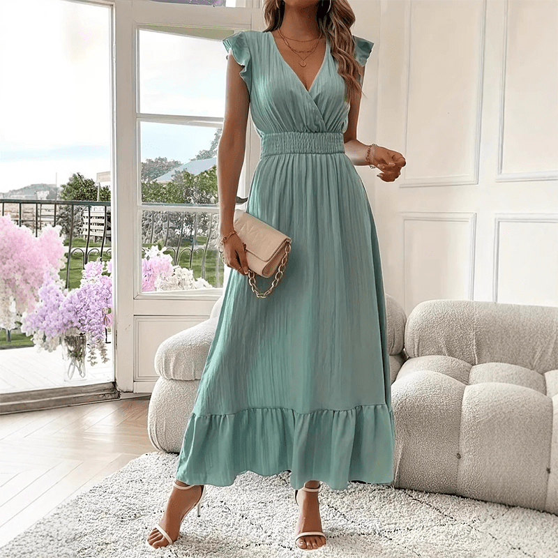 Vera Maxi Dress | Elegant Black Waist-Defining Design for Women - Hartwella