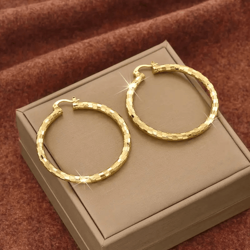 Viora Gold Hoop Earrings | Textured Minimalist Round Design, Secure Snap Closure - Hartwella