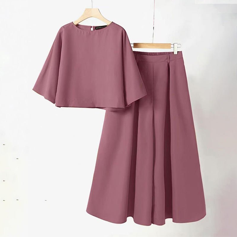 Wendy Women's Set | Comfortable Loungewear Two Piece Set with Loose - Fit T-Shirt and Wide - Leg Pants - Hartwella
