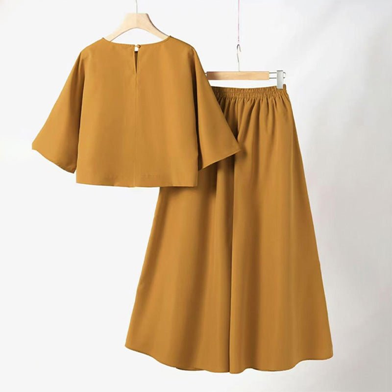 Wendy Women's Set | Comfortable Loungewear Two Piece Set with Loose - Fit T-Shirt and Wide - Leg Pants - Hartwella