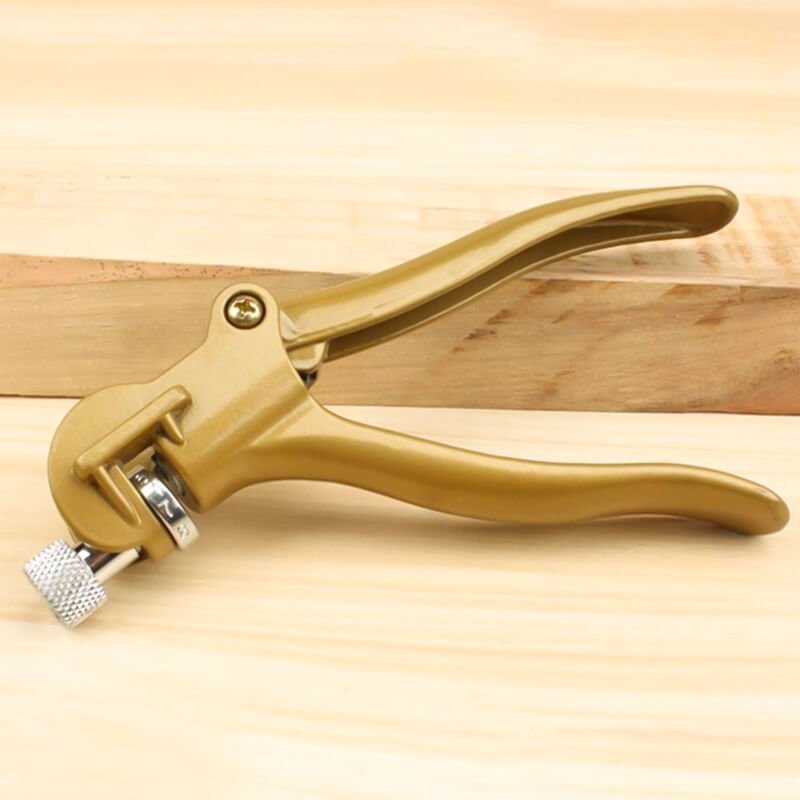 Wizzy Miter Box | Adjustable Angles with Hand Saw for Precision Cutting - Hartwella